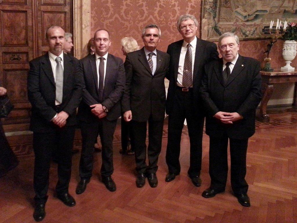 SOLENNE CELEBRAZIONE A ROMA DELLA FESTA NAZIONALE RUSSA NELLA SPLENDIDA RESIDENZA DELL'AMBASCIATORE A VILLA ABAMELEK