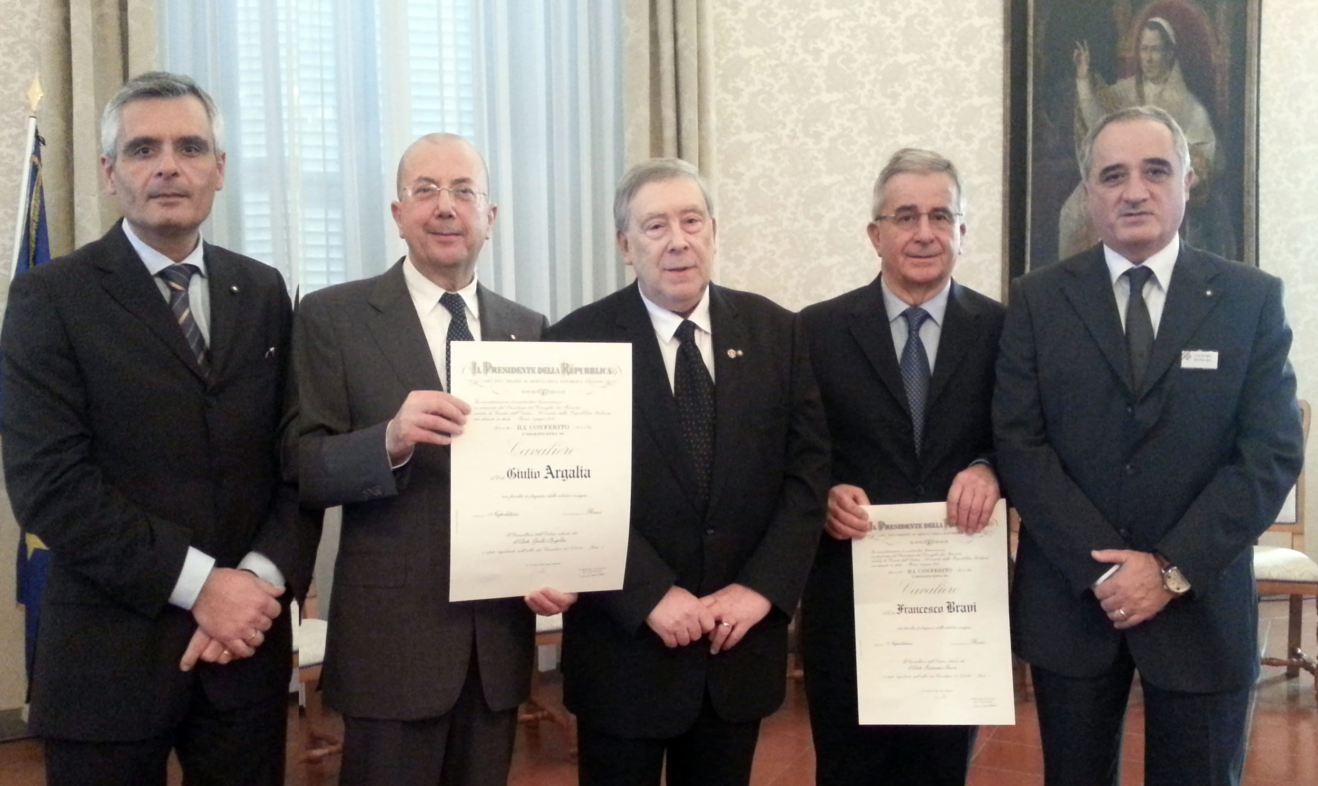 CONSEGNATE IN PREFETTURA LE ONORIFICENZE DELL'ORDINE AL MERITO DELLA REPUBBLICA ITALIANA