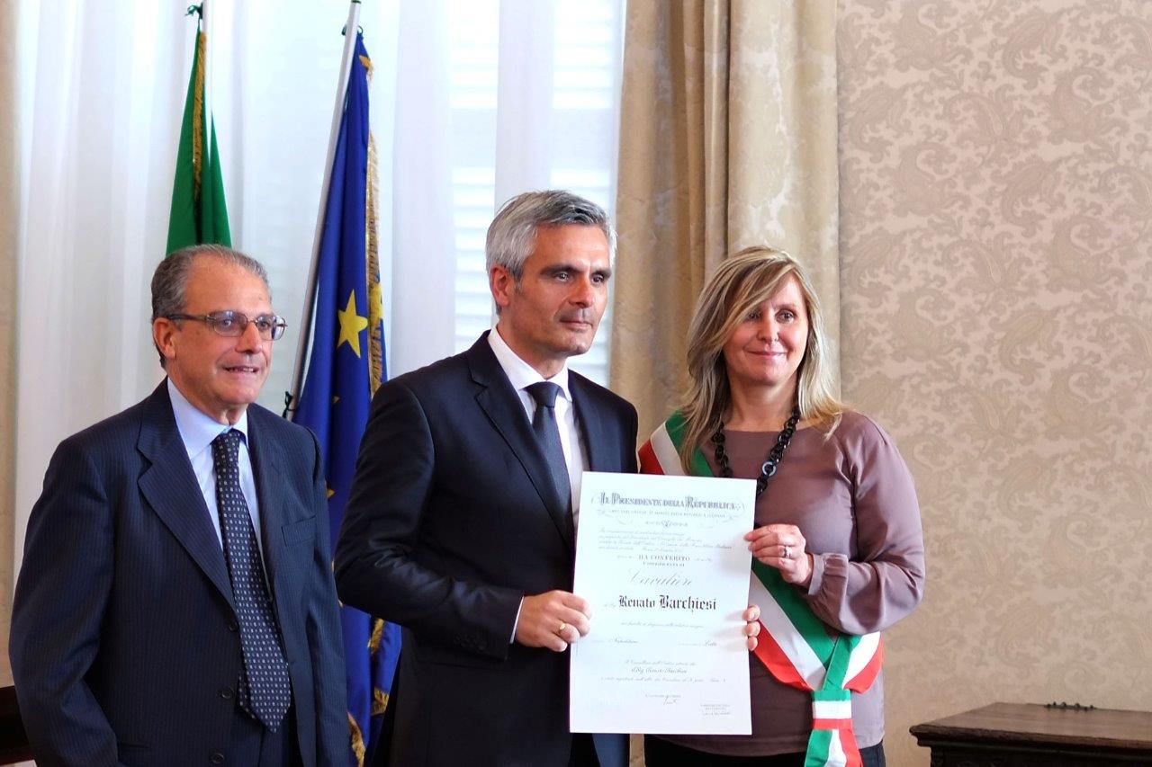 RENATO BARCHIESI, COORDINATORE DELLA SEGRETERIA DEL CONSOLATO NOMINATO CAVALIERE AL MERITO DELLA REPUBBLICA ITALIANA