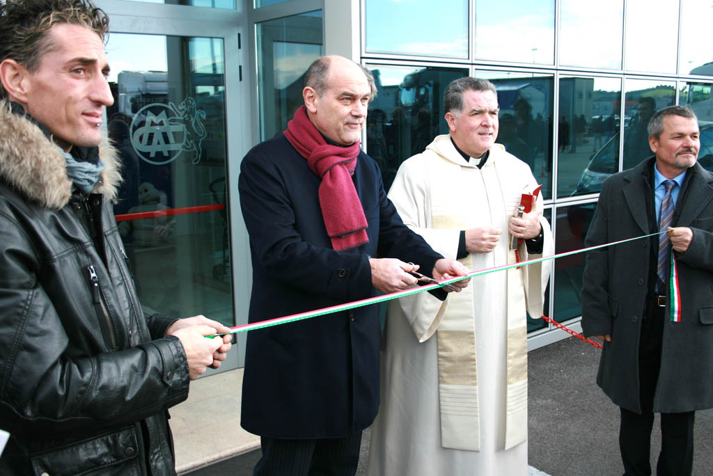 Insediamento del gruppo Cam all'Interporto Marche