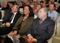 il Sindaco Rotoloni, l'On. Sbarbati, il Console Ginesi